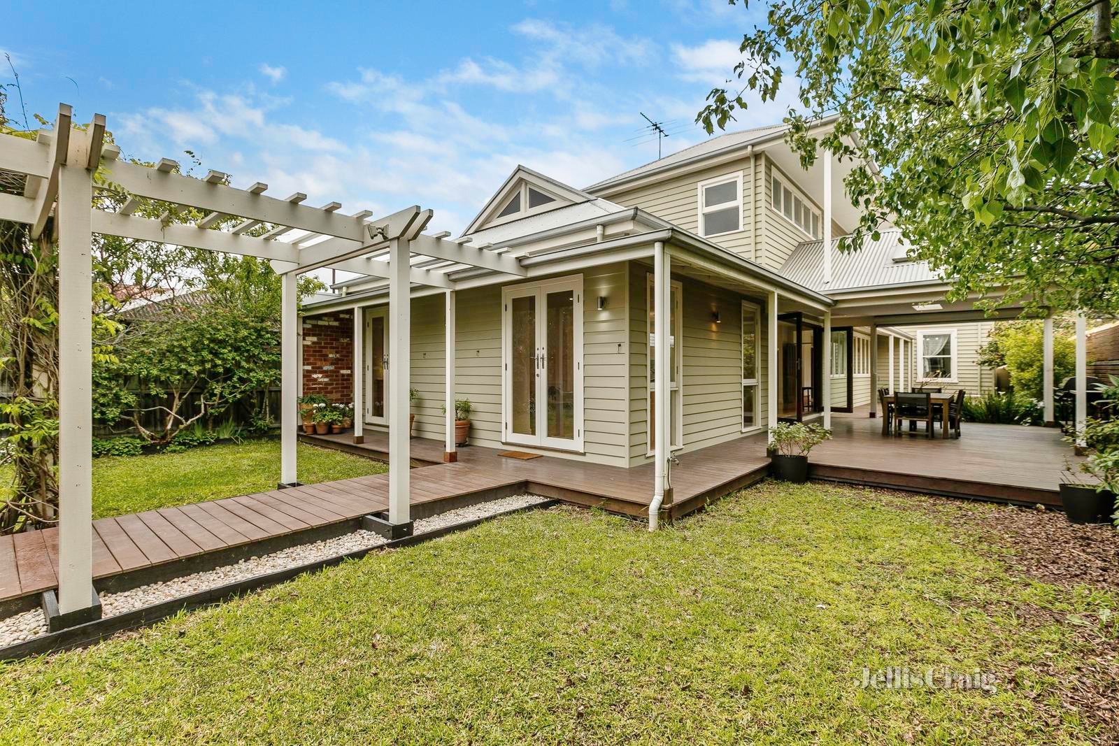 38 Johnston Street, Newport image 9