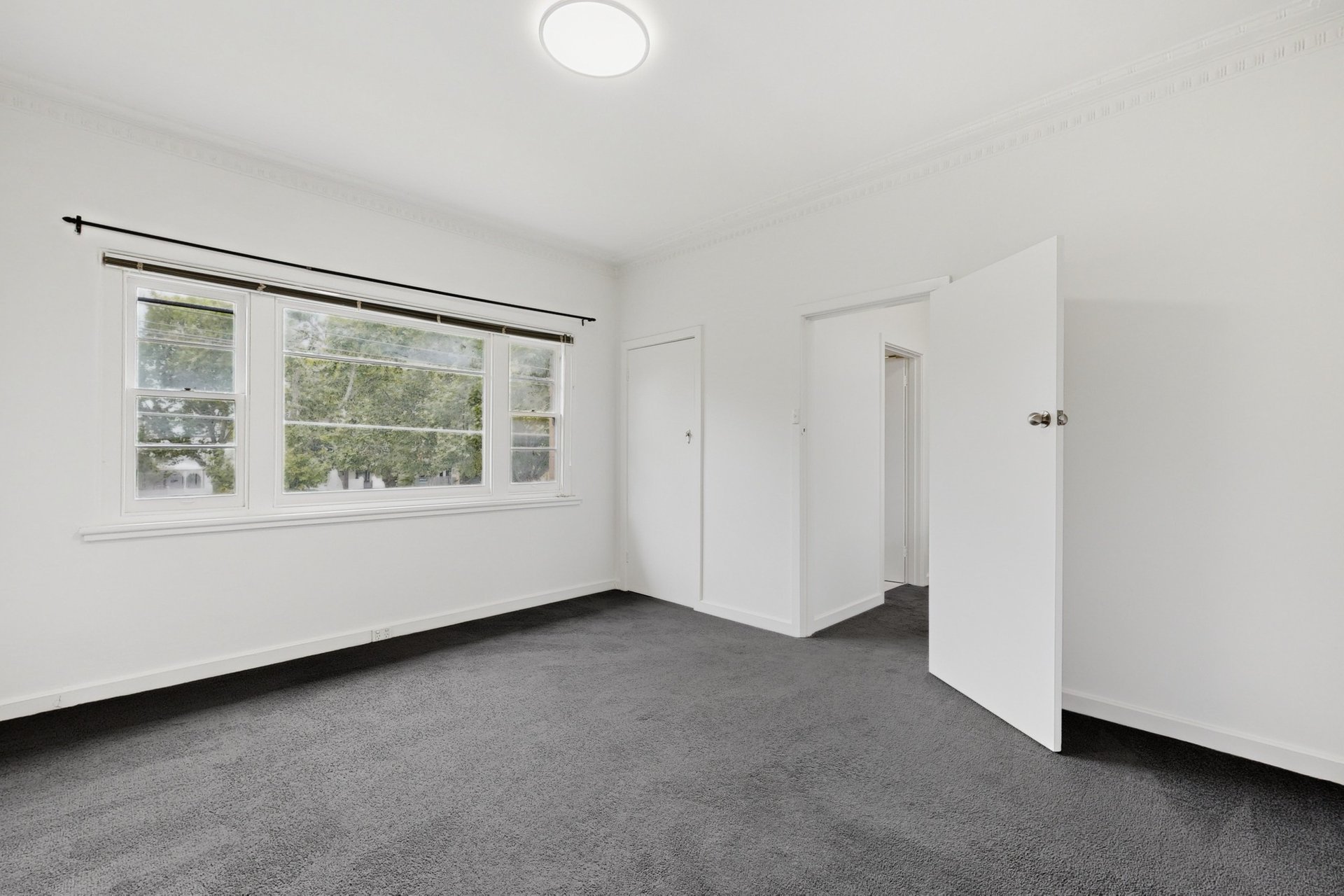 38 Kerferd Road, Albert&nbsp;Park image 4