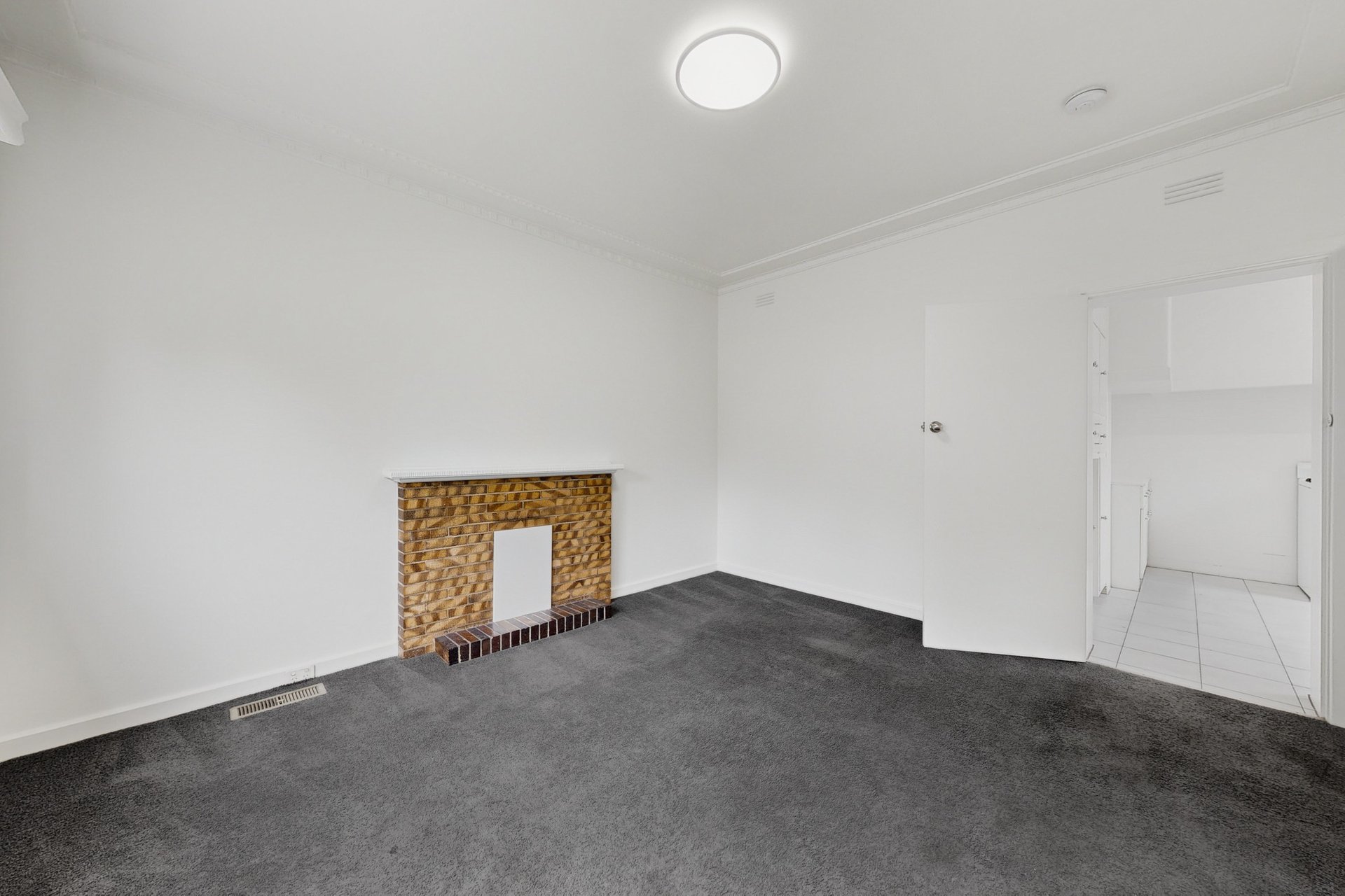 38 Kerferd Road, Albert&nbsp;Park image 6