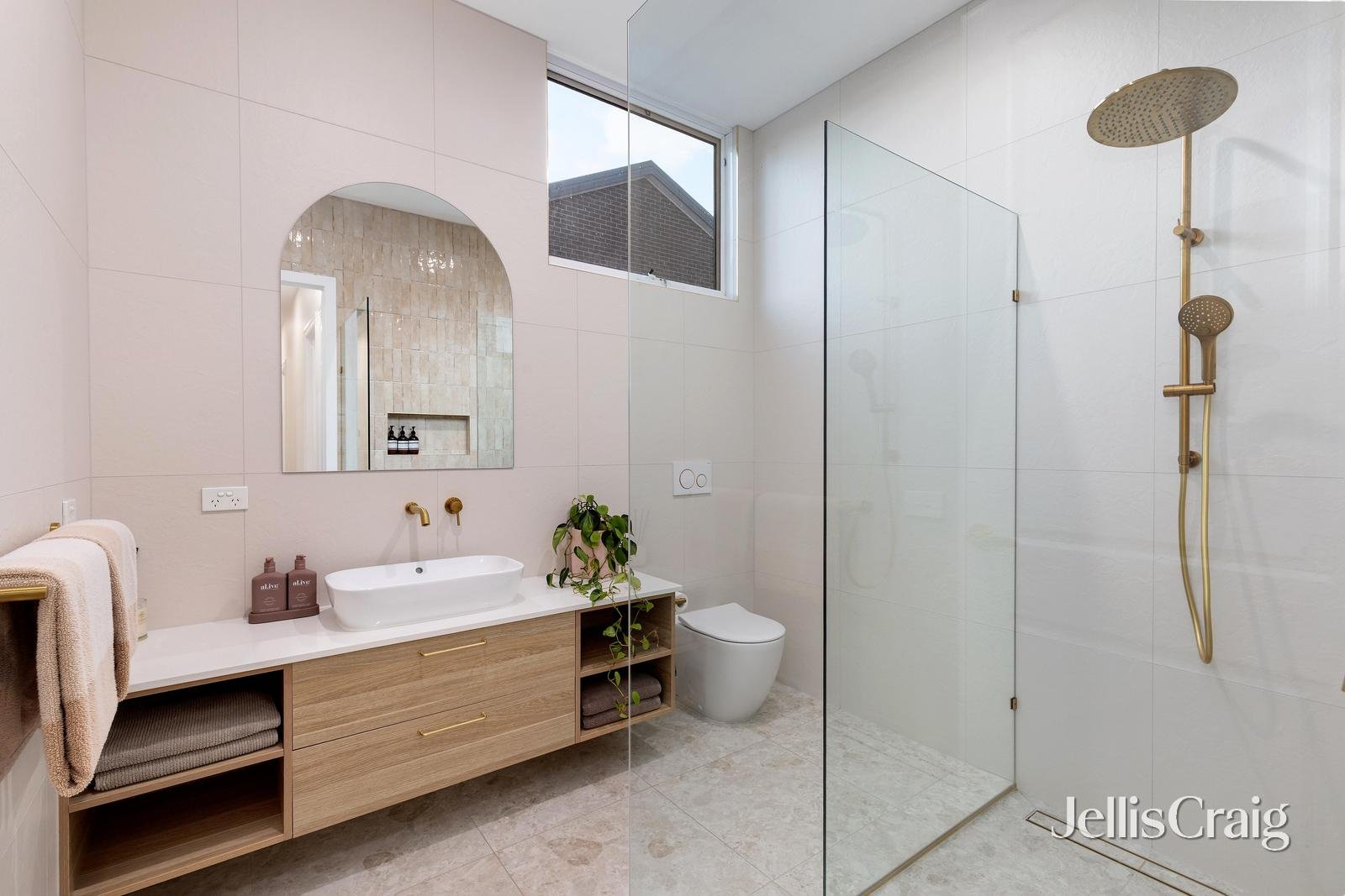 38 Kingfisher Drive, Diamond&nbsp;Creek image 8