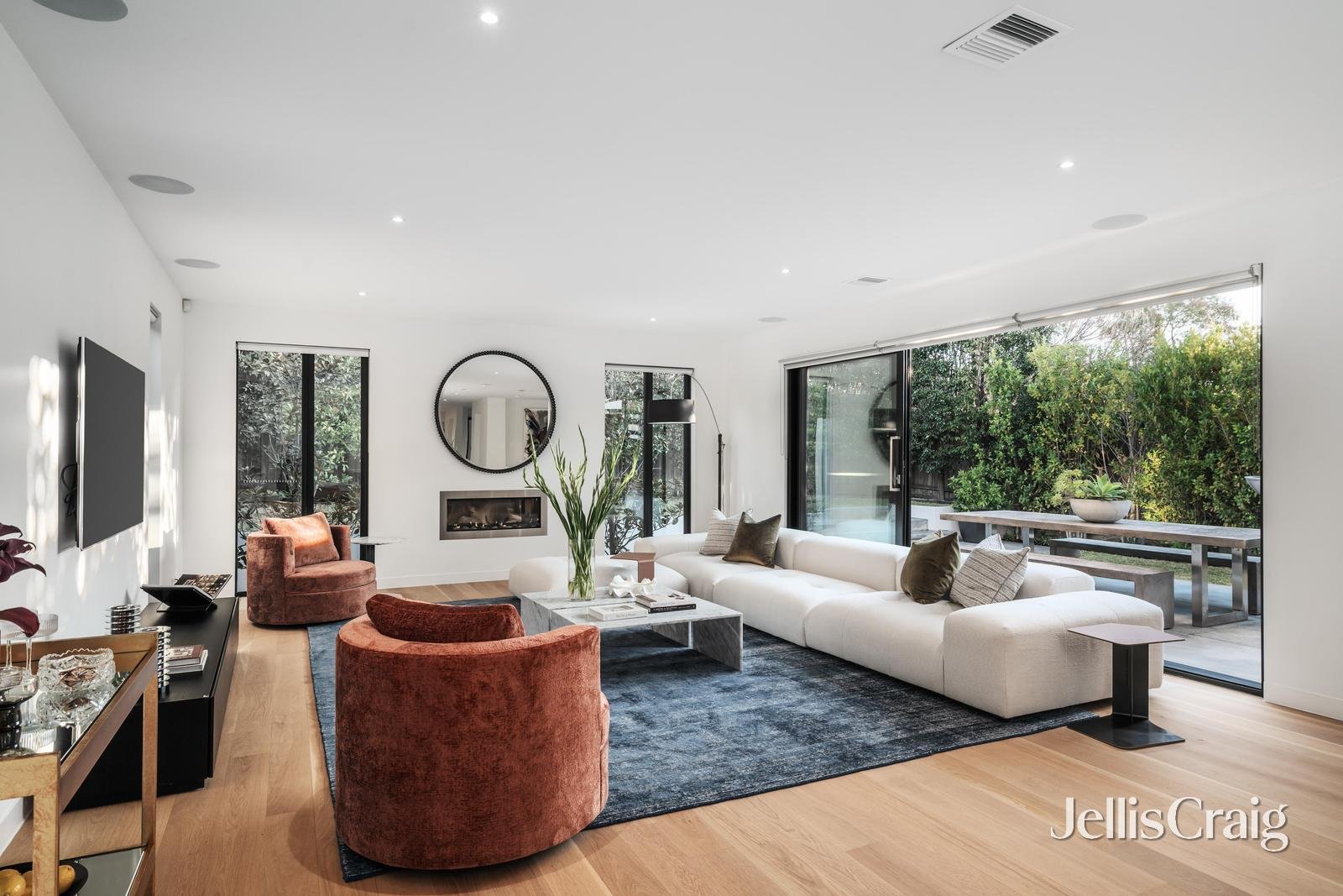 38 Kinlock Avenue, Murrumbeena image 7