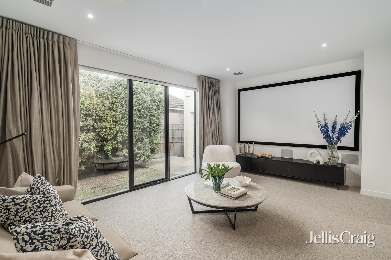 38 Kinlock Avenue, Murrumbeena image 14