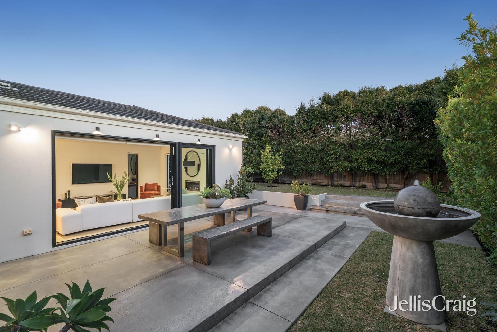 38 Kinlock Avenue, Murrumbeena image 26
