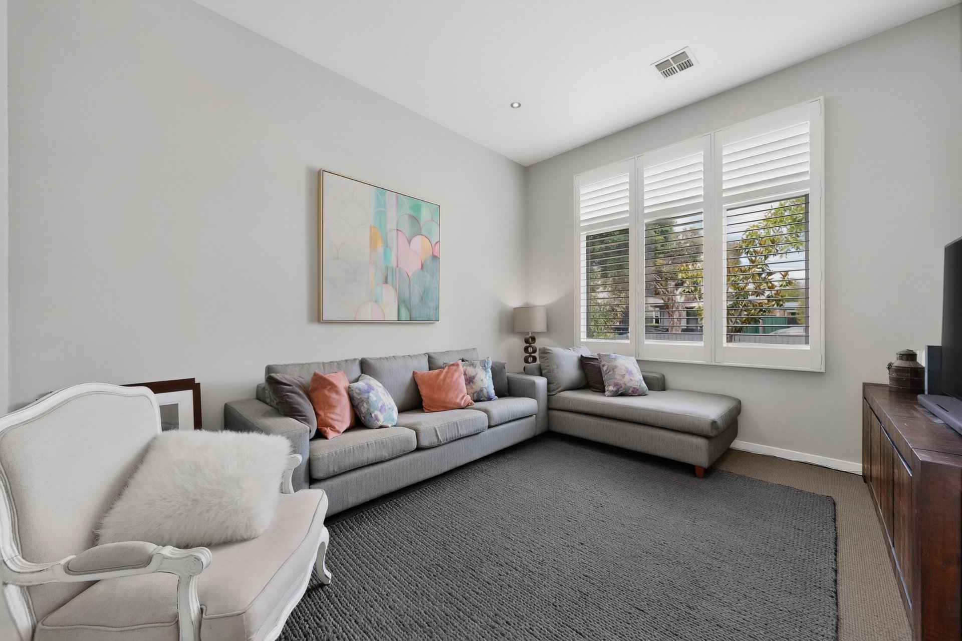 38 Leslie Street, Richmond image 4