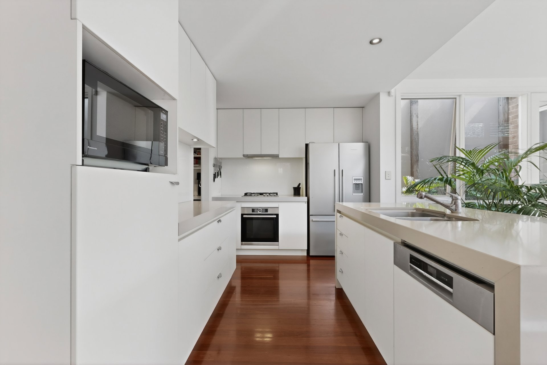 38 Leslie Street, Richmond image 6