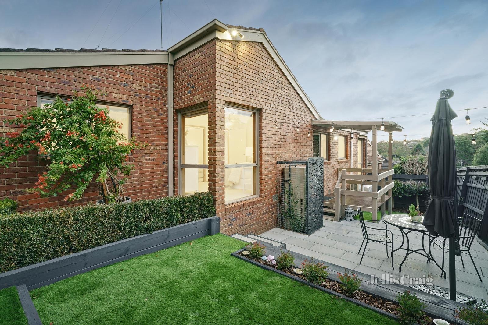 3/8 Longs Road, Lower Plenty image 15