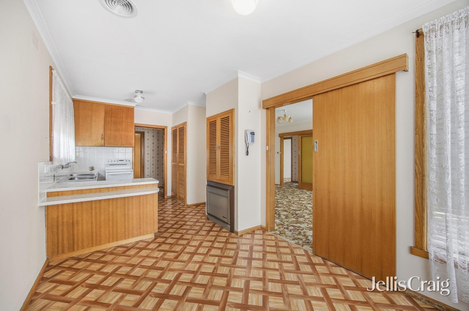 38 Malmesbury Street, Wendouree image 2