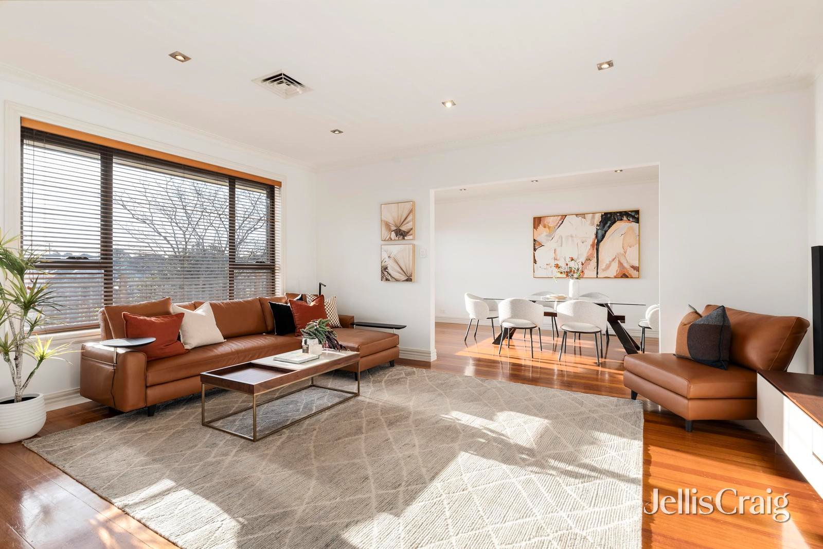 38 Marilyn Street, Doncaster image 2