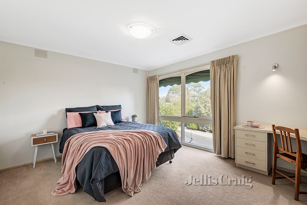 38 McDonald Avenue, Templestowe image 8