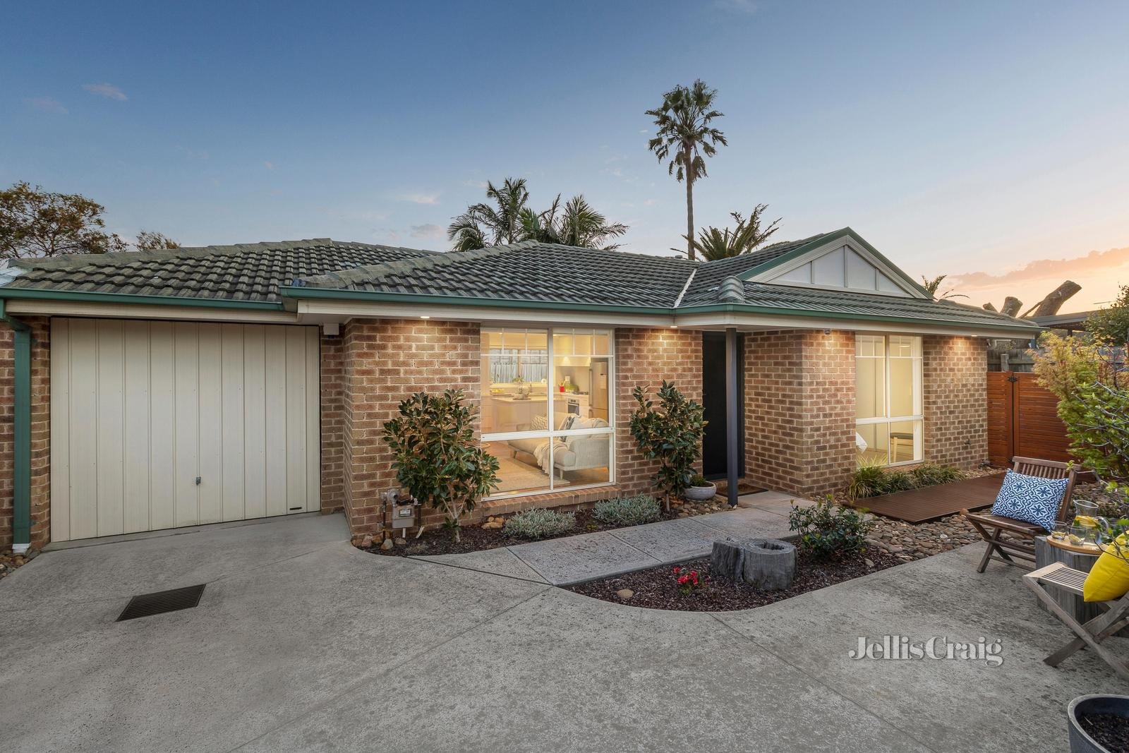 3/8 Mill Street, Aspendale image 1