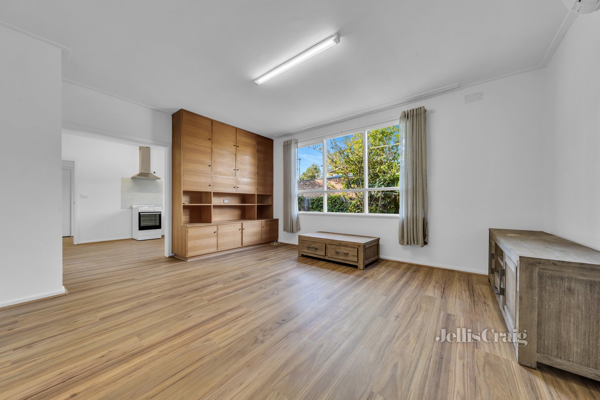 38 Pamay Road, Mount Waverley image 3