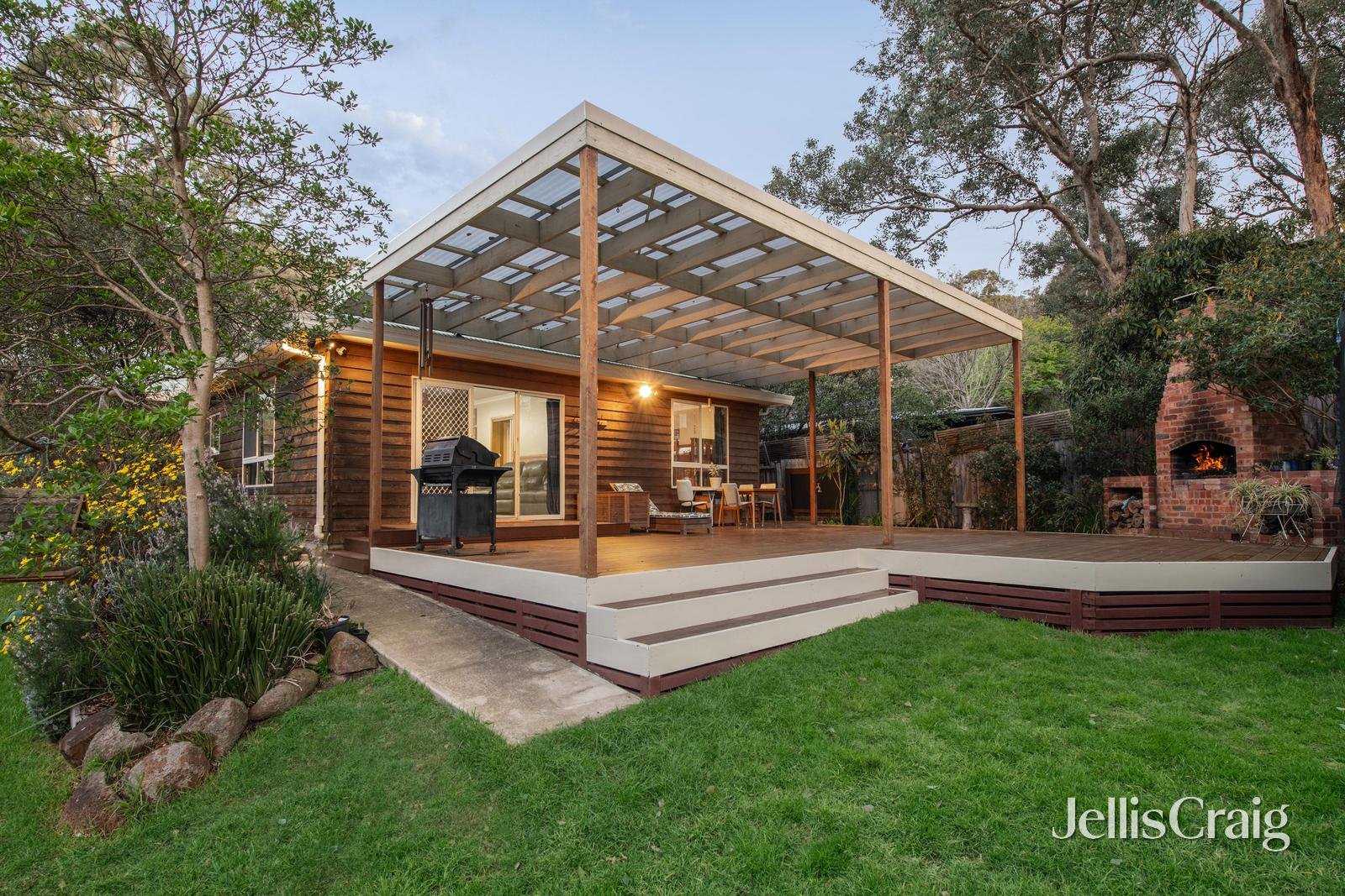 38 Rose Avenue, Hurstbridge image 2