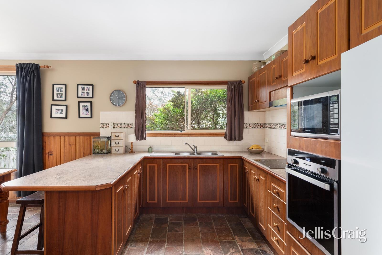 38 Rose Avenue, Hurstbridge image 4