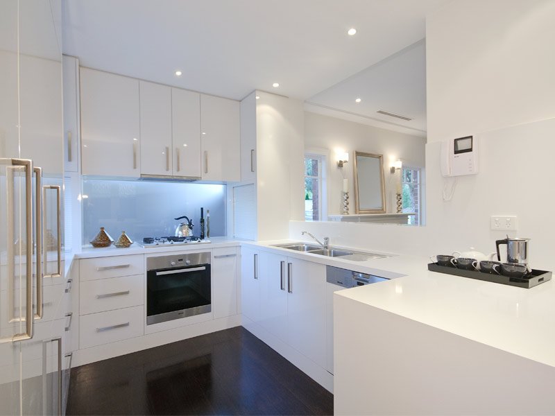 38 Rostrevor Parade, Mont Albert North image 4