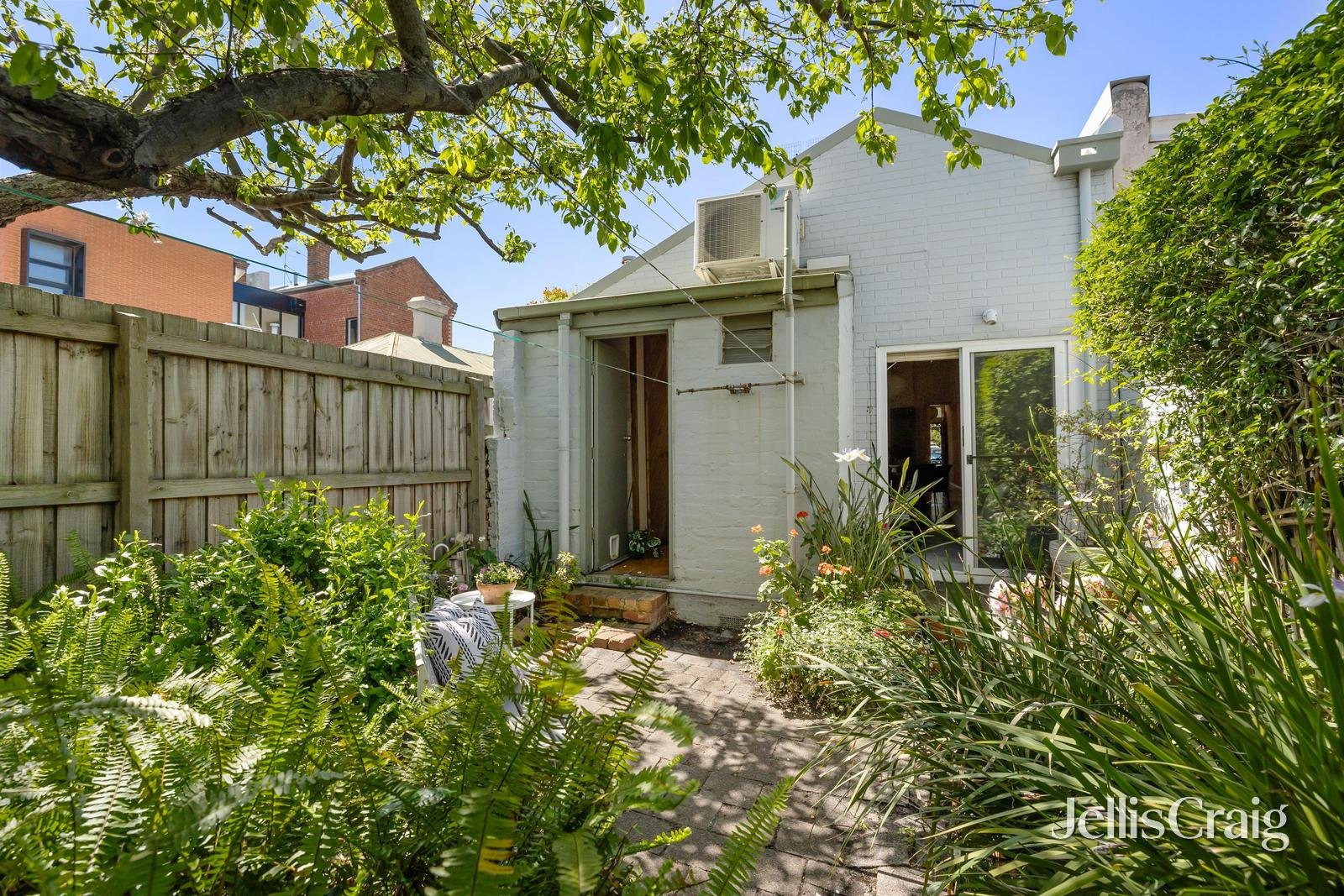 38 Rotherwood Street, Richmond image 10