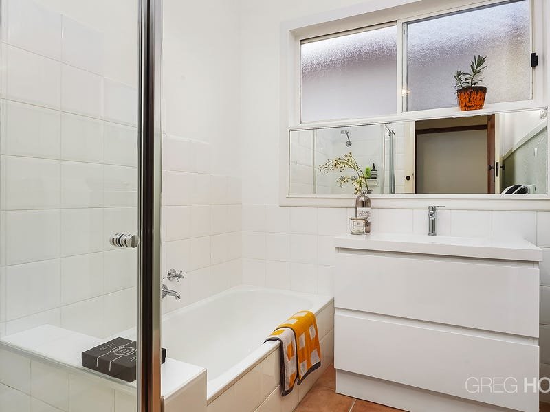 38 Severn Street, Yarraville image 9