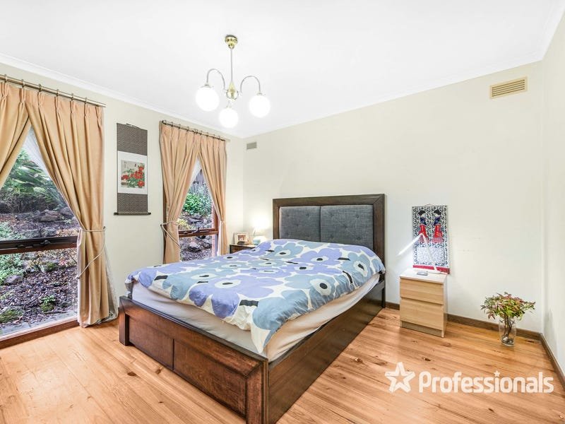 38 Shadowplay Road, Mooroolbark image 7