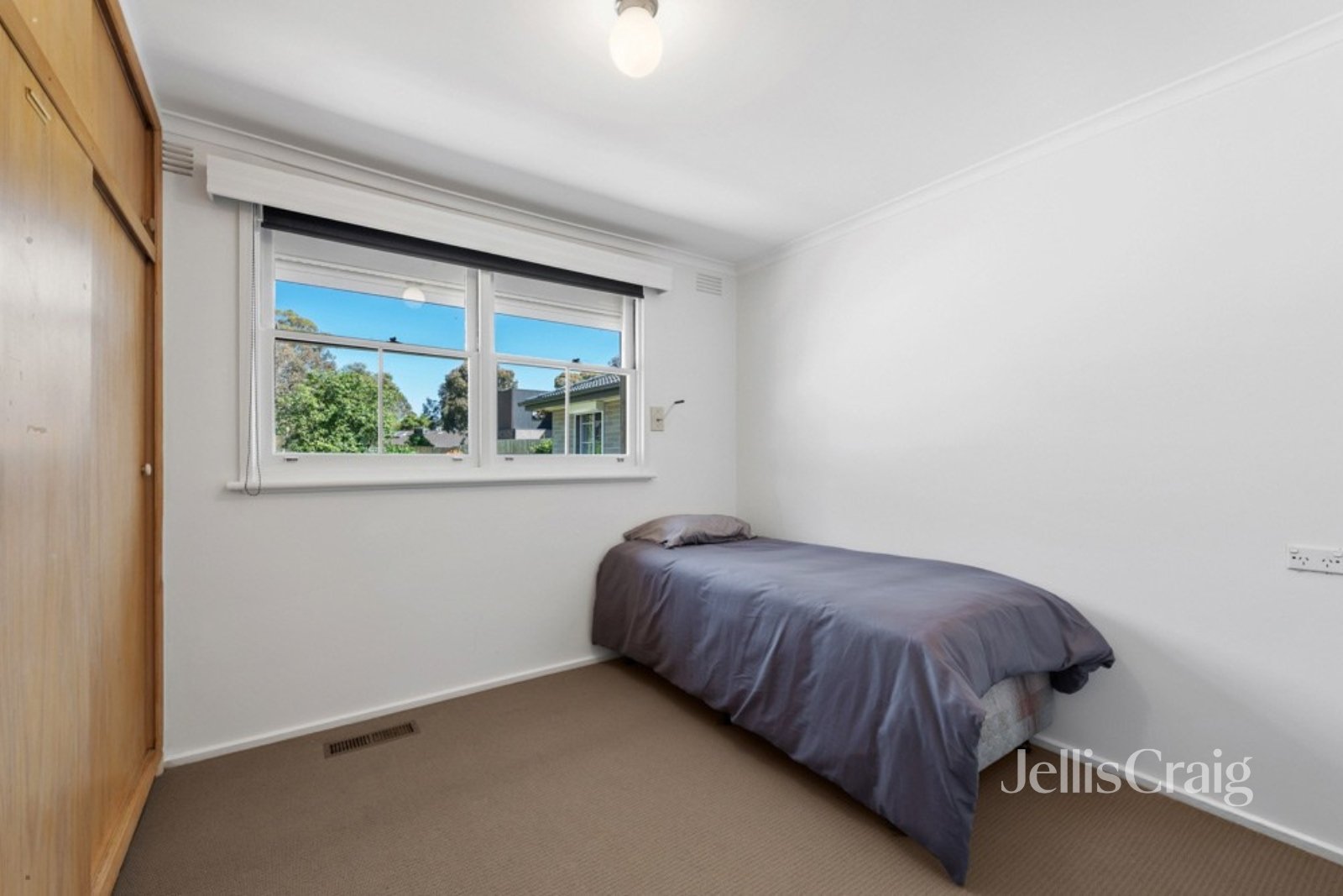 38 Shalbury Avenue, Eltham image 5
