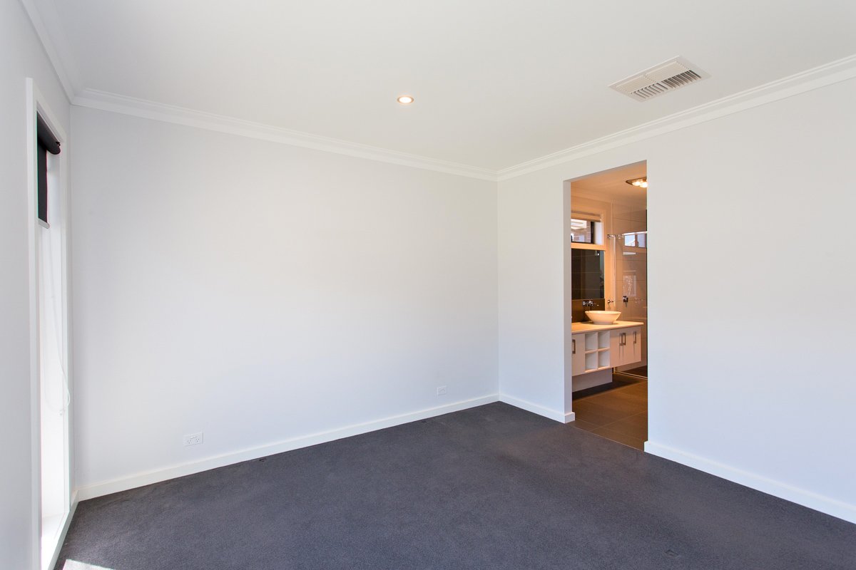 38 Signature Drive, Alfredton image 4