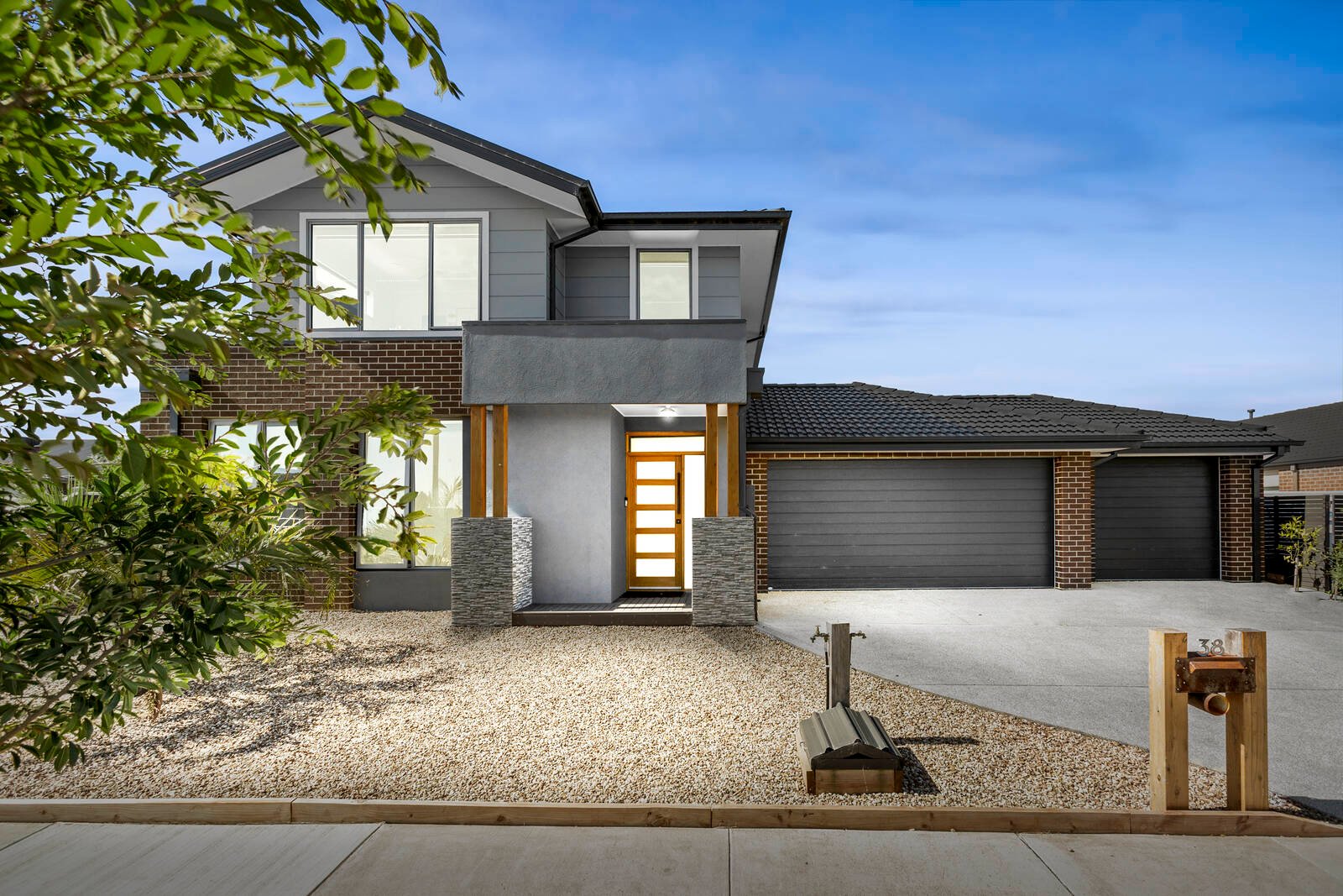 Property Gallery - Main Image