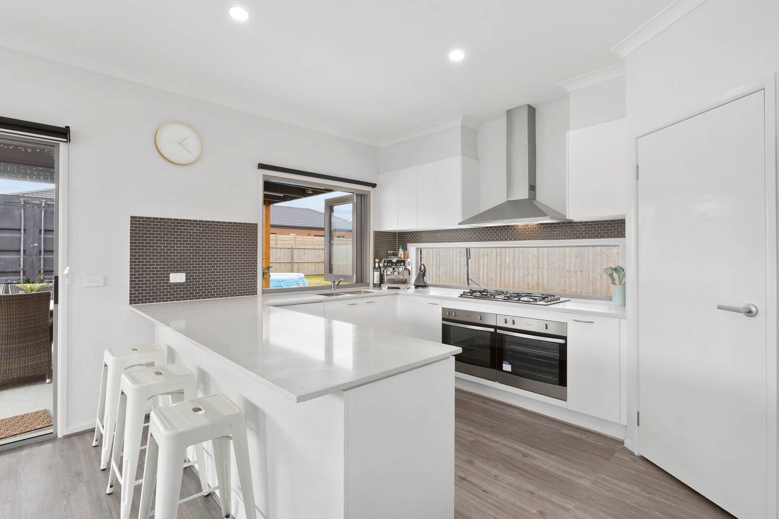 Property Gallery Thumbnail 3