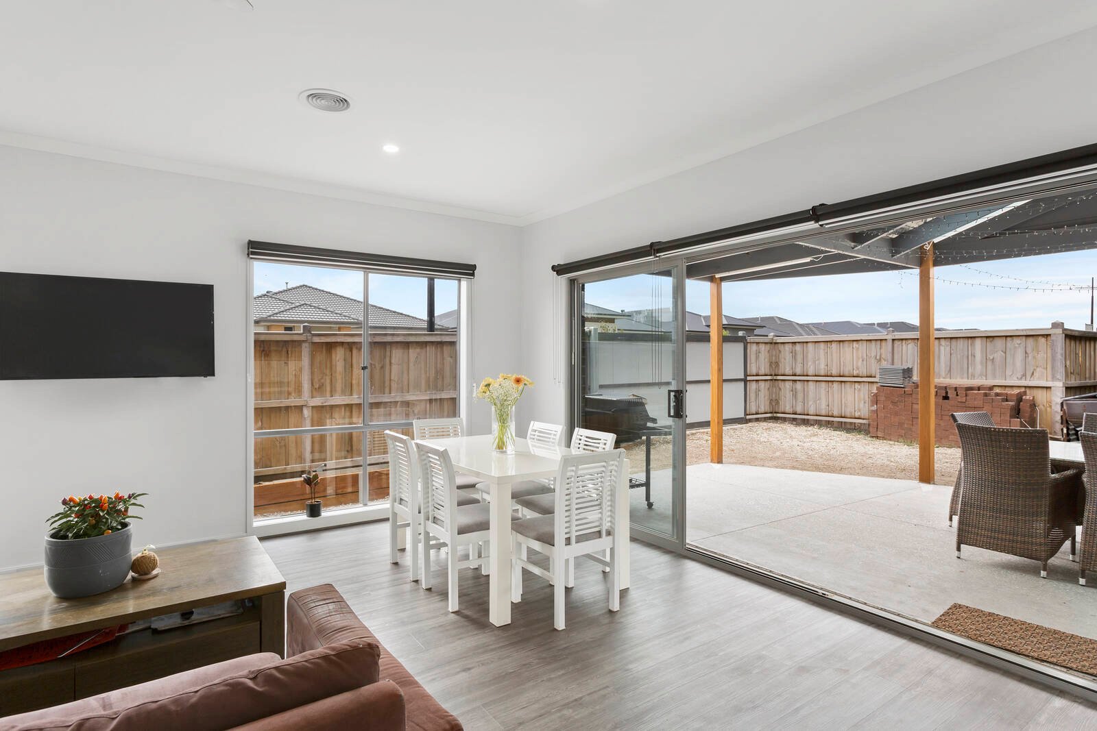 Property Gallery Thumbnail 6