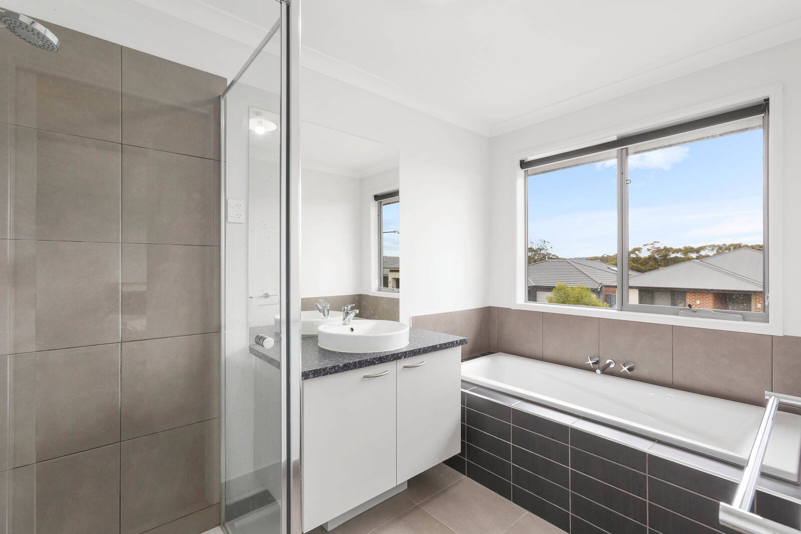Property Gallery Thumbnail 15