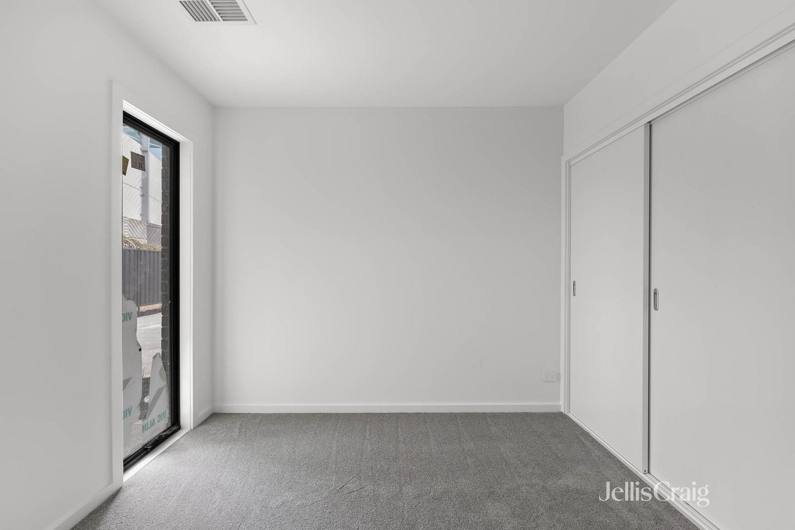 3/8 Strong Street, Spotswood image 9