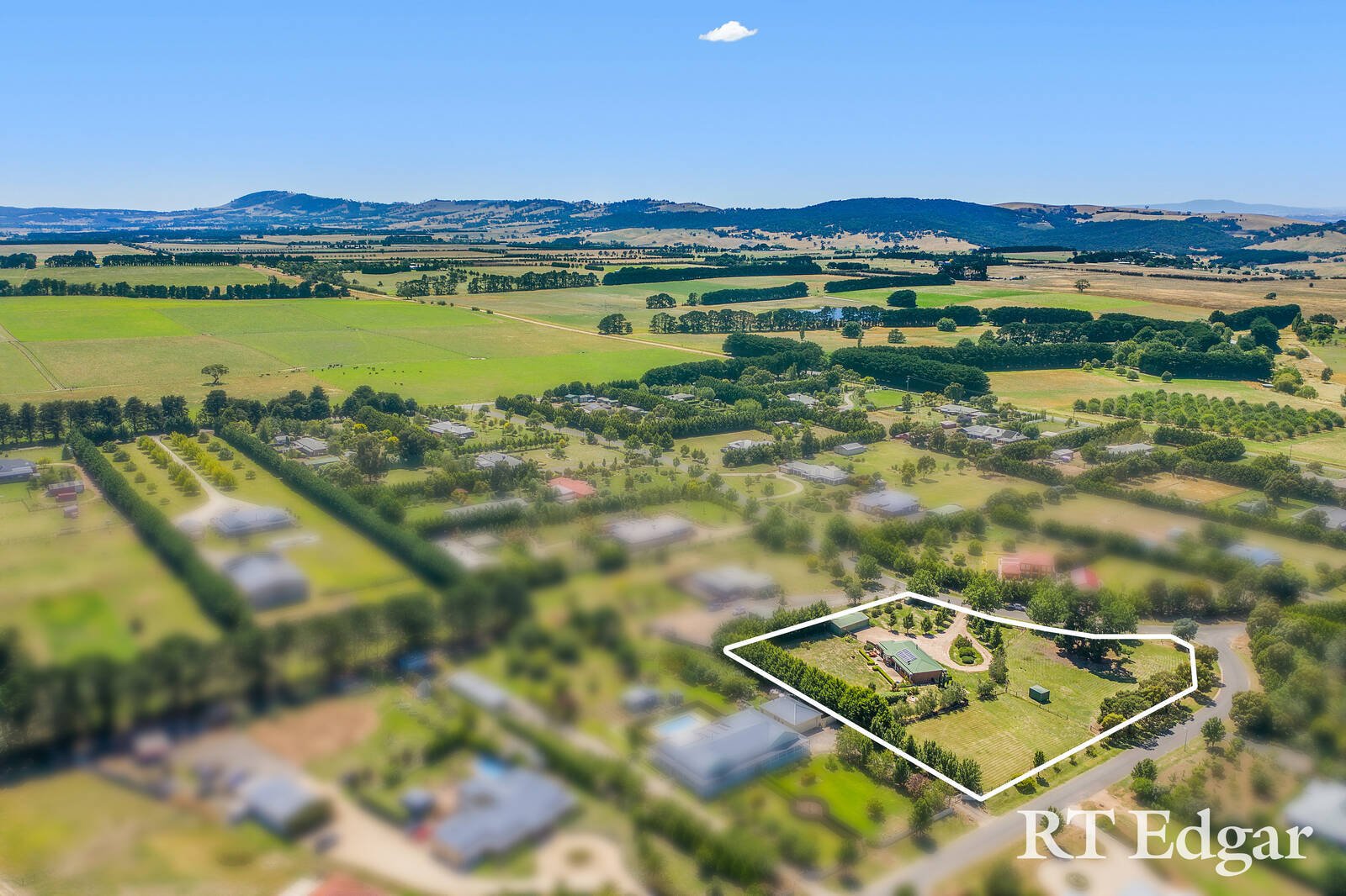 Property Gallery Thumbnail 18