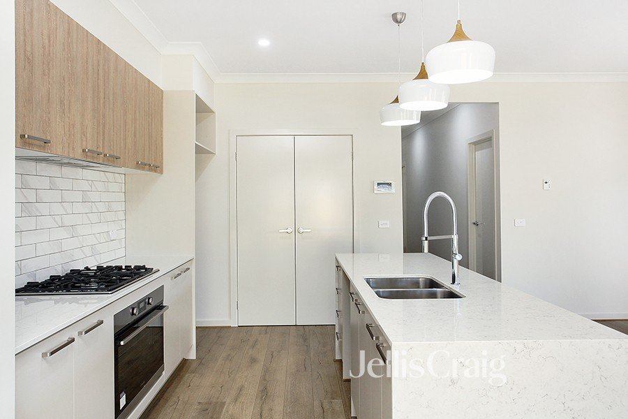 38 Sussex Street, Seaholme image 4