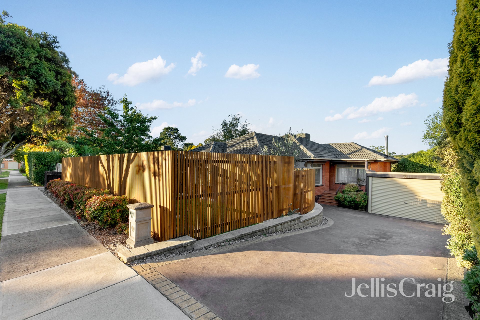 38 Tarcoola Drive, Yallambie image 1
