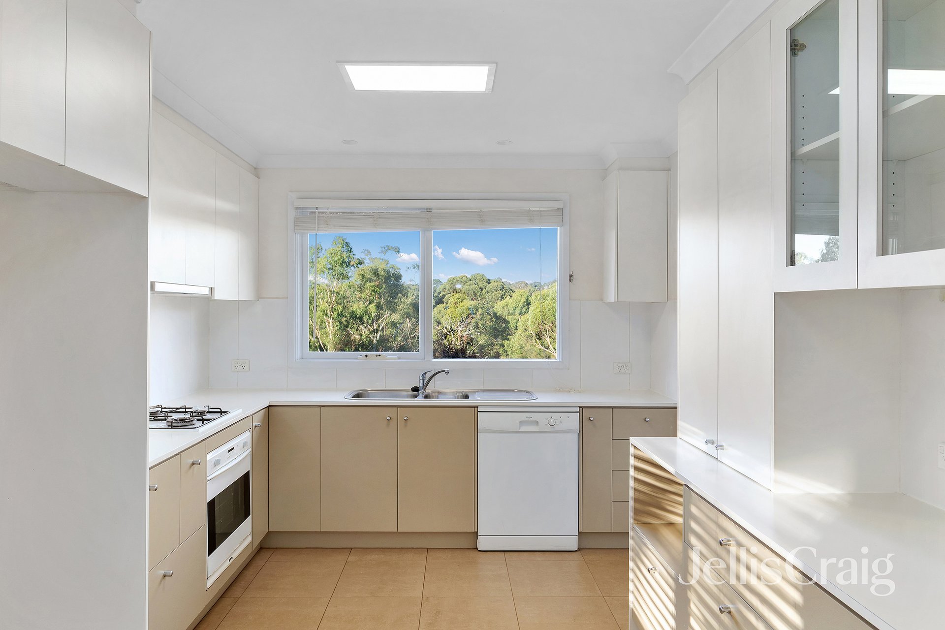 38 Tarcoola Drive, Yallambie image 5