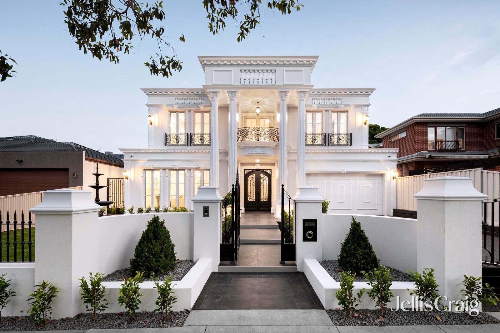 38 The Outlook, Glen&nbsp;Waverley image 1