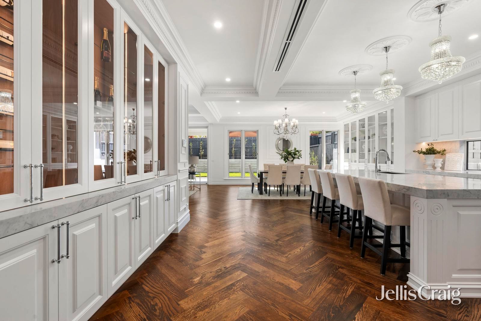 38 The Outlook, Glen&nbsp;Waverley image 6