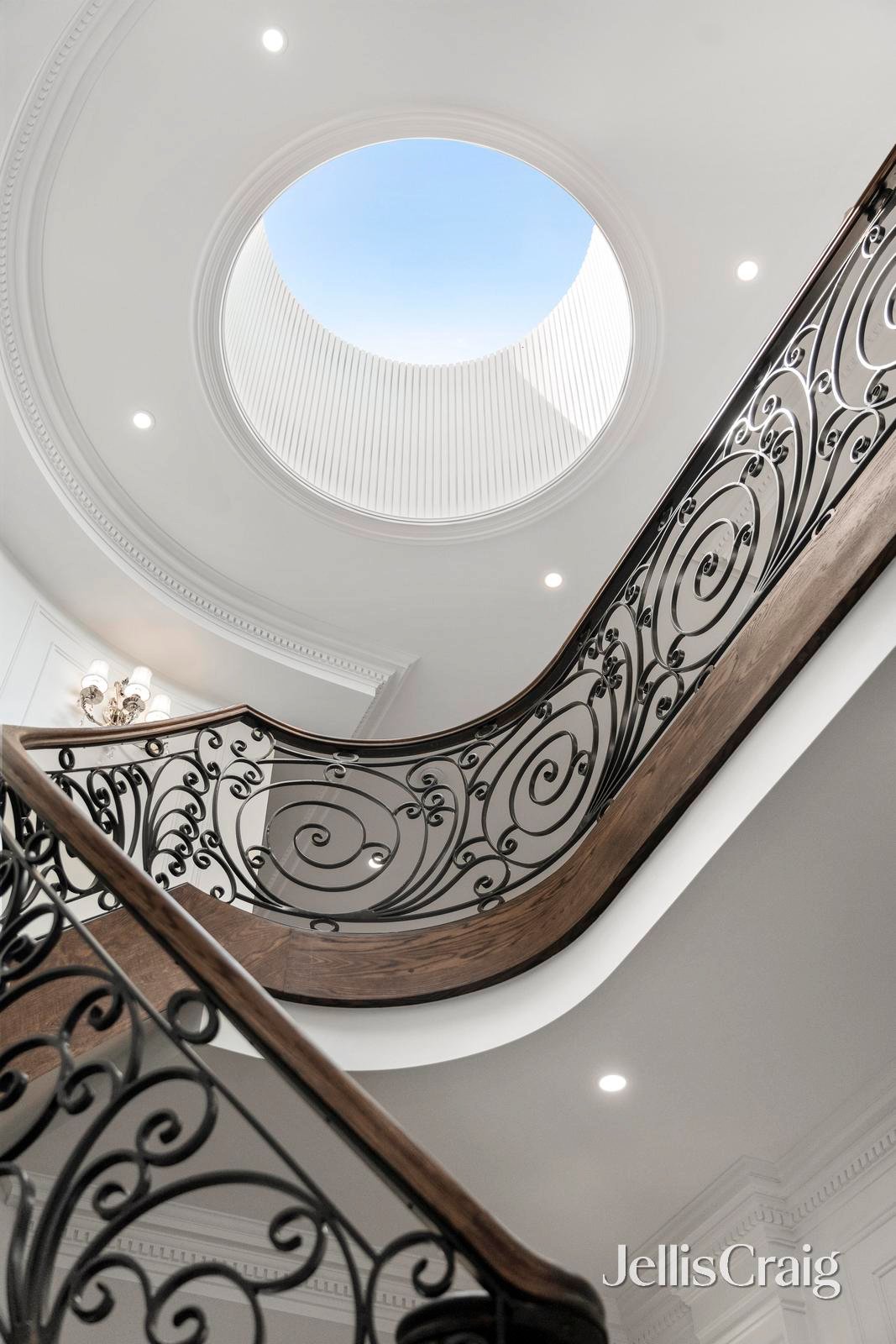 38 The Outlook, Glen&nbsp;Waverley image 16