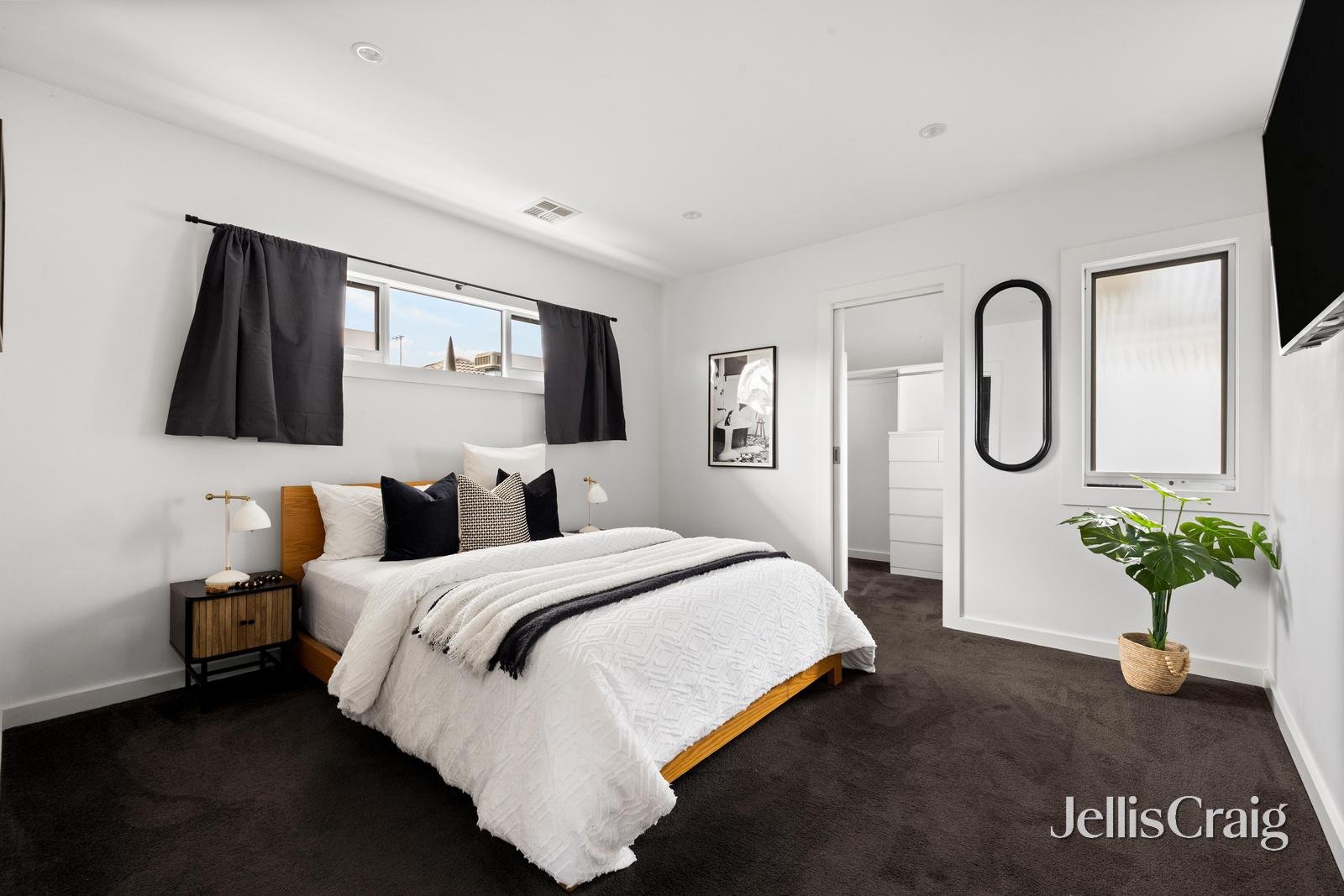 3/8 Thorpe Street, Newport image 9
