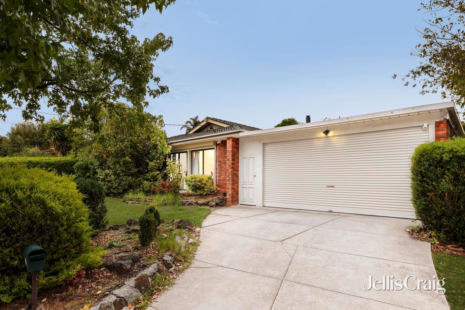 38 Torwood Avenue, Glen&nbsp;Waverley image 1