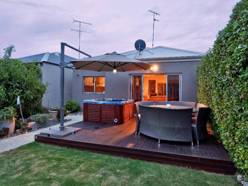 38 Verner Street, South Geelong image 2