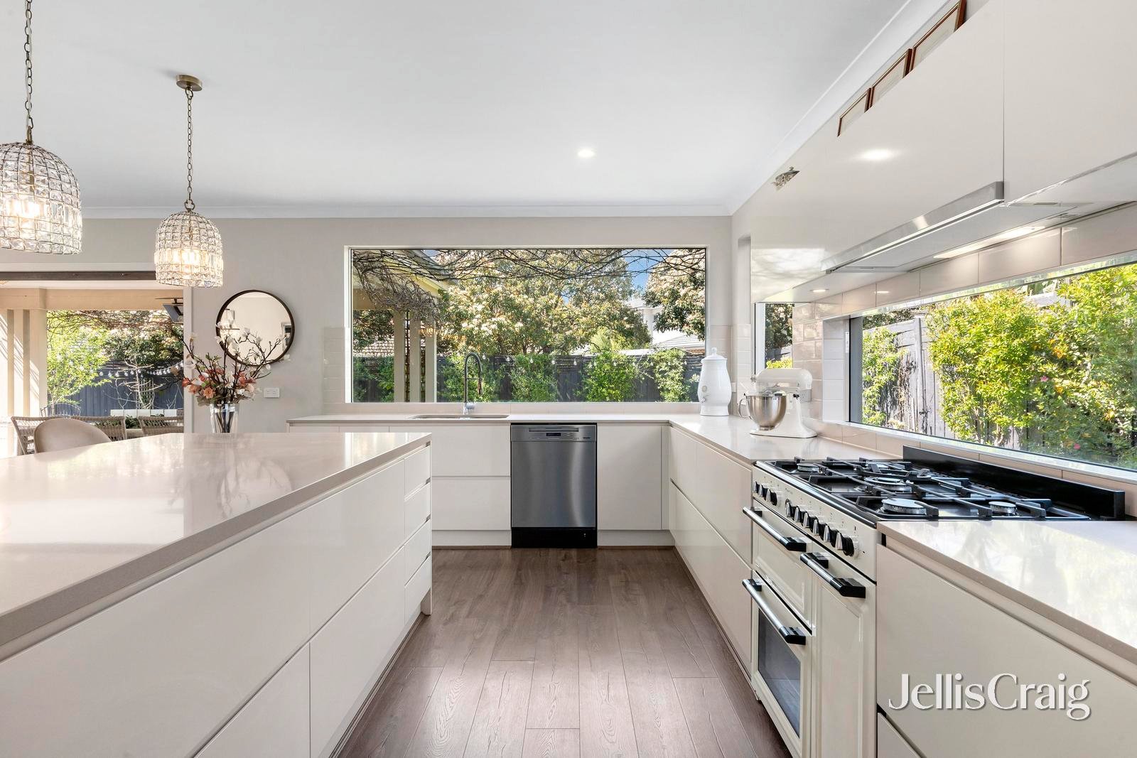 38 Vivianne Avenue, Mont&nbsp;Albert&nbsp;North image 3