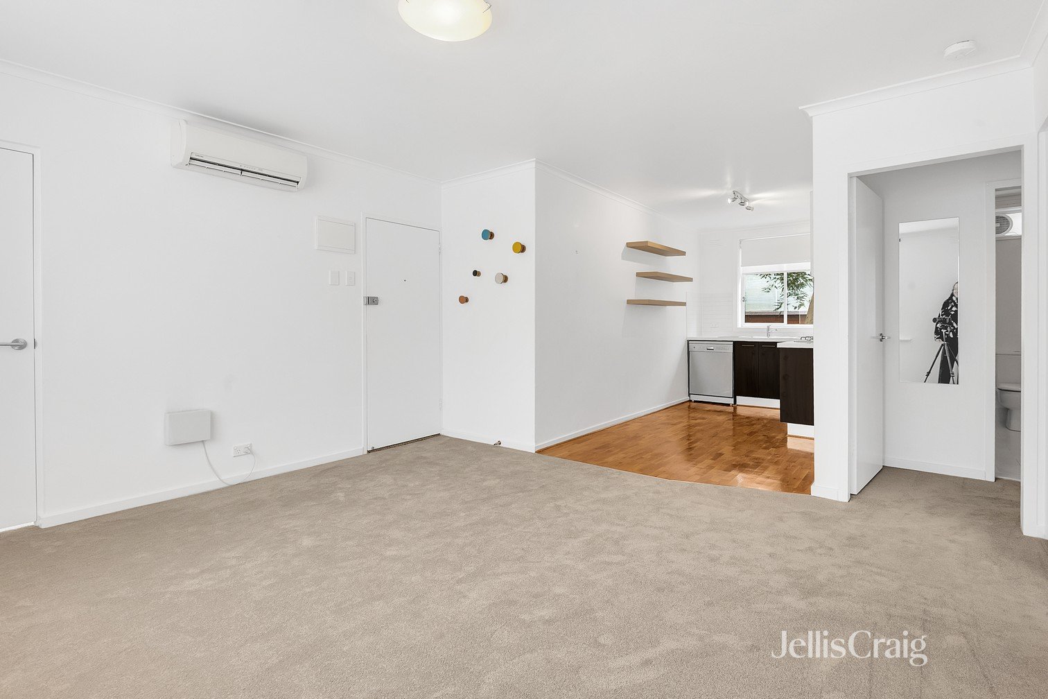 3/8 Walker Street, Brunswick&nbsp;West image 1