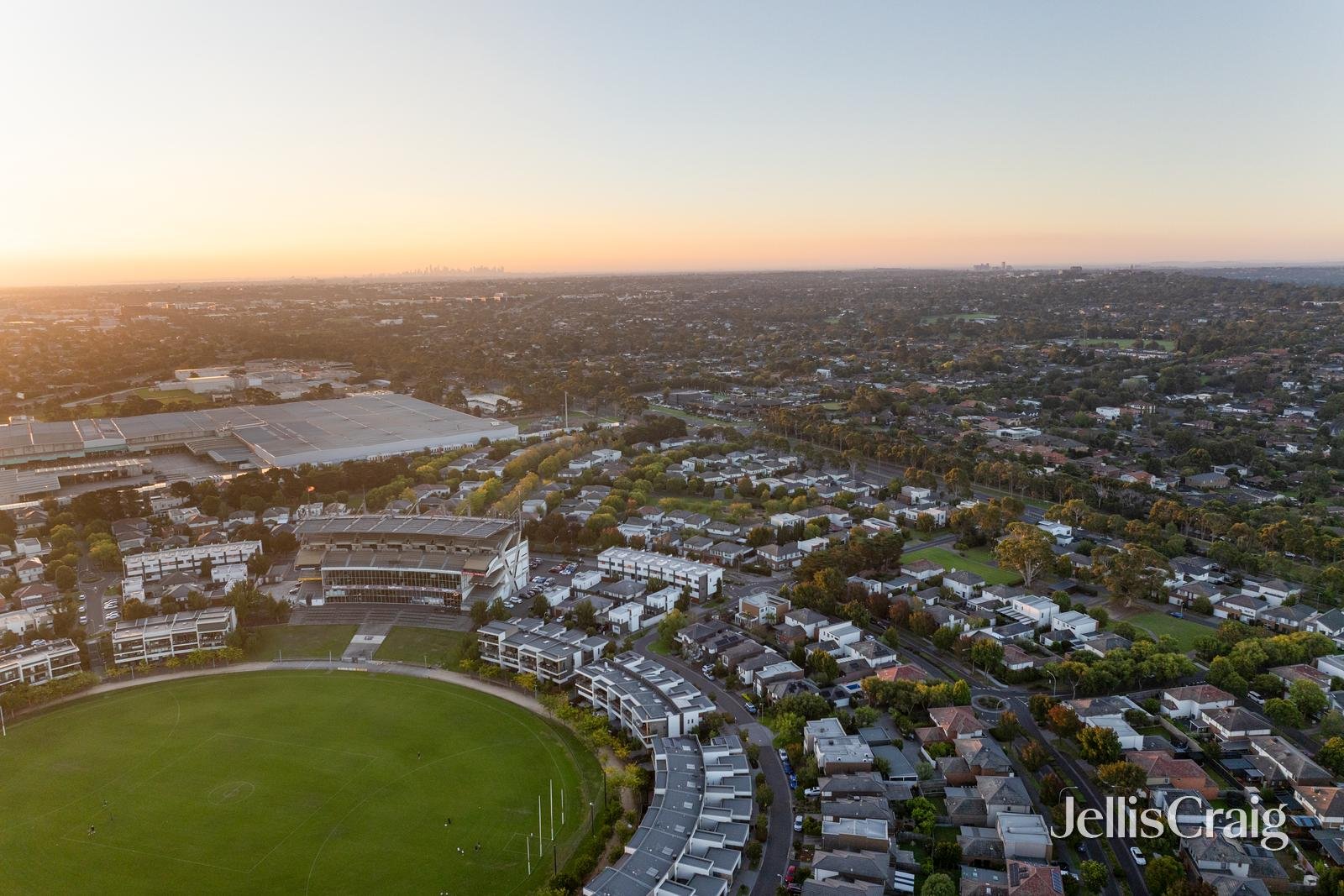 38 Waverley Park Drive, Mulgrave image 32