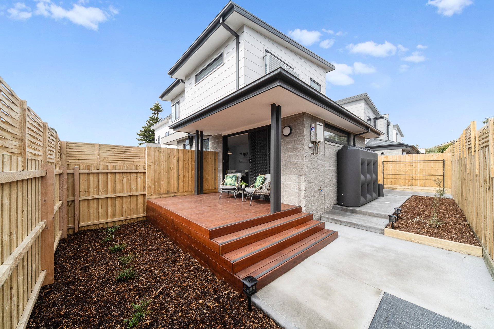 3 / 8 Wilson Street ROSEBUD