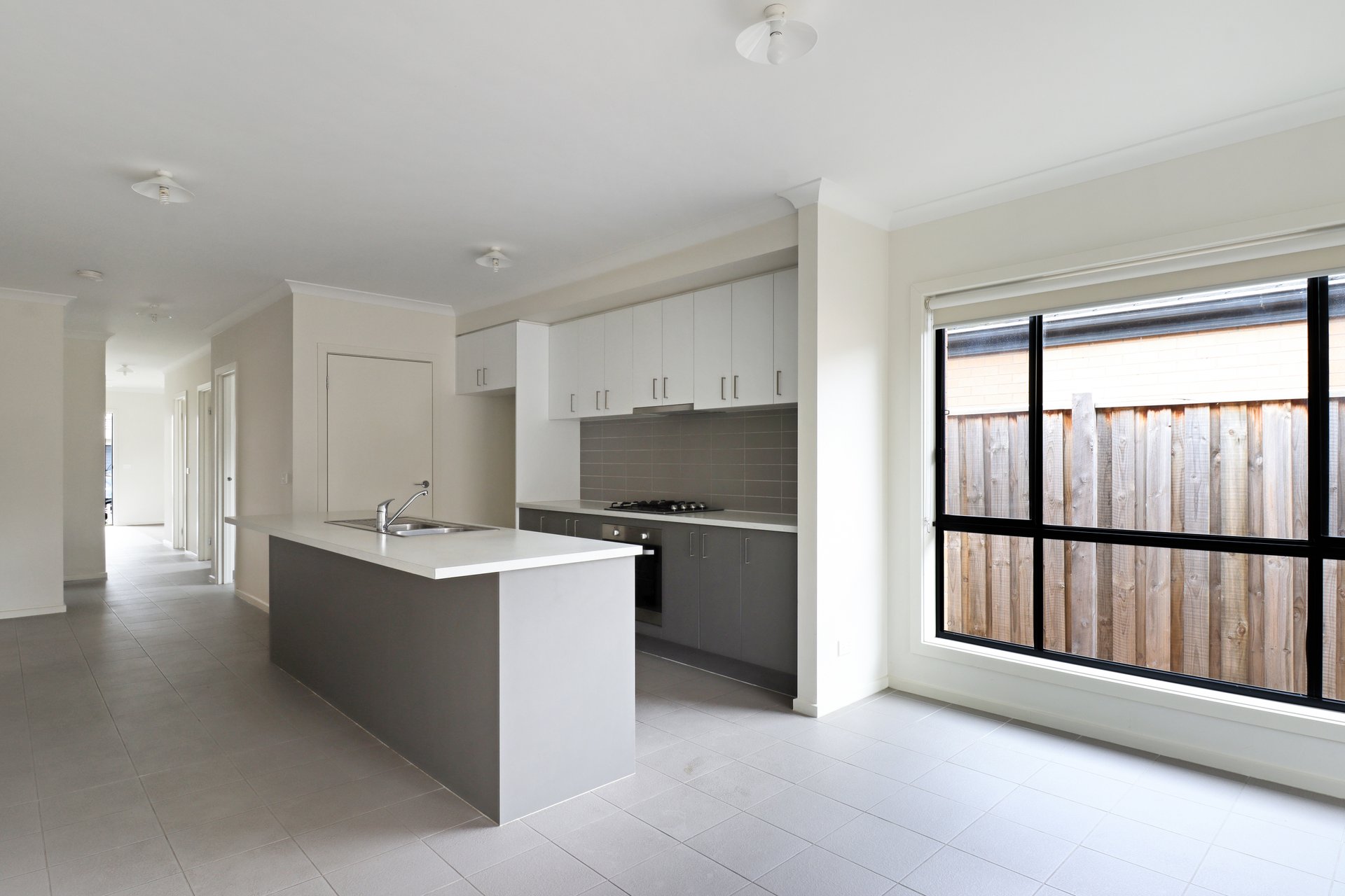 38 Wurrook Circuit, North Geelong image 6