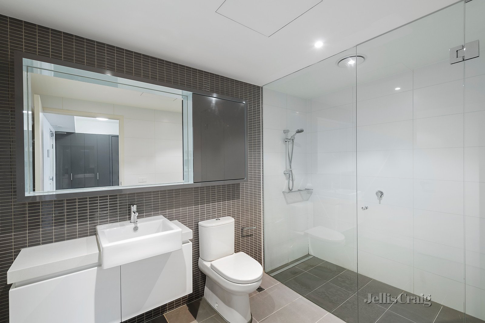 3/80 Cade Way, Parkville image 7
