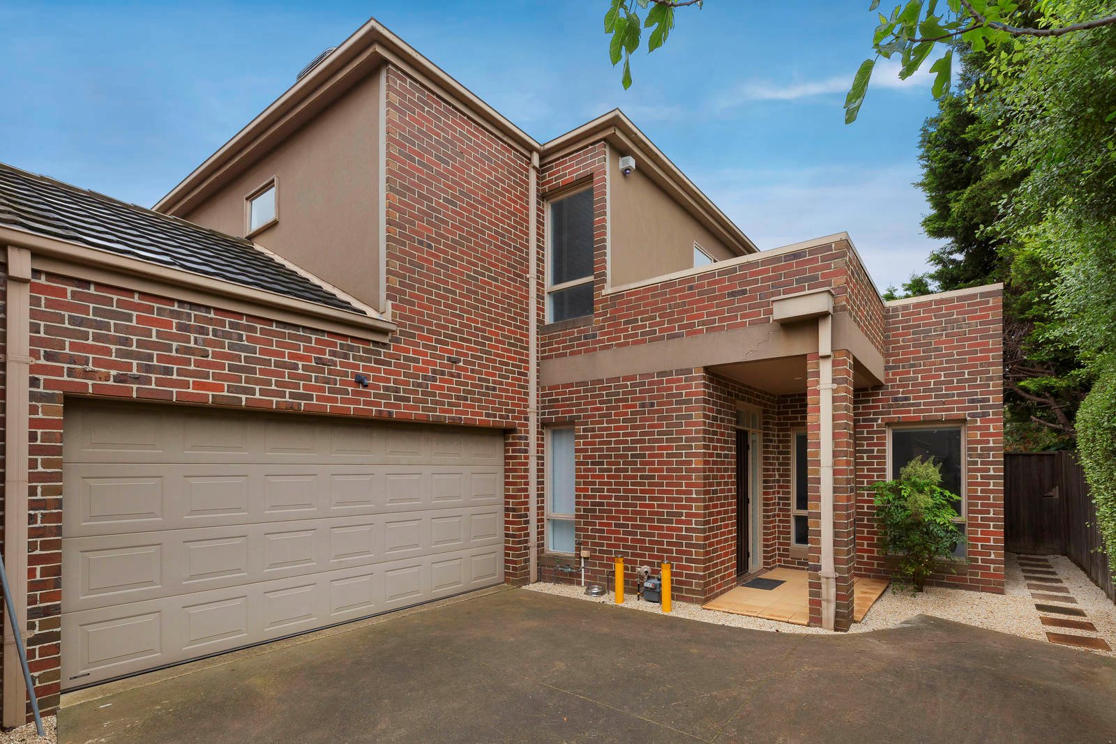 Property Gallery - Main Image