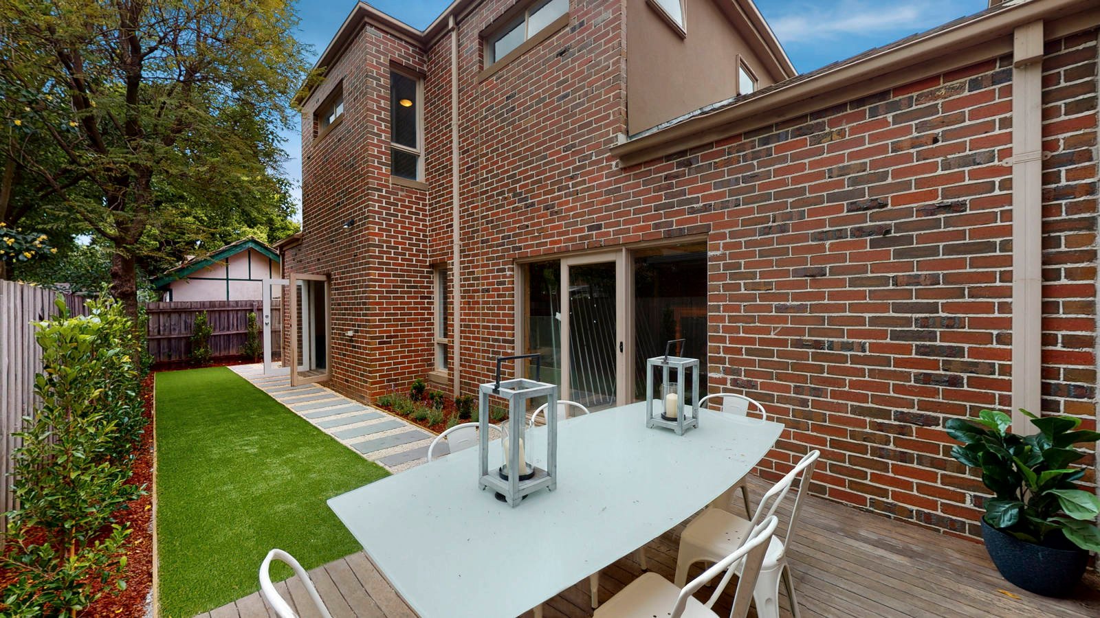 Property Gallery Thumbnail 9