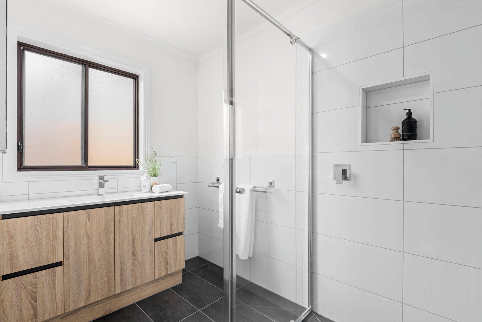 Property Gallery Thumbnail 7