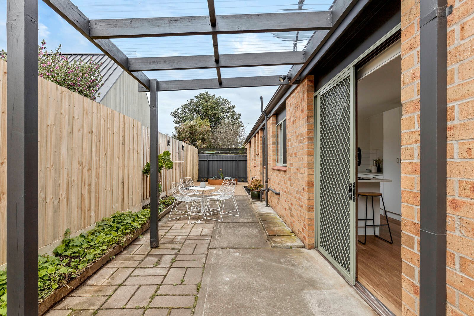 Property Gallery Thumbnail 12