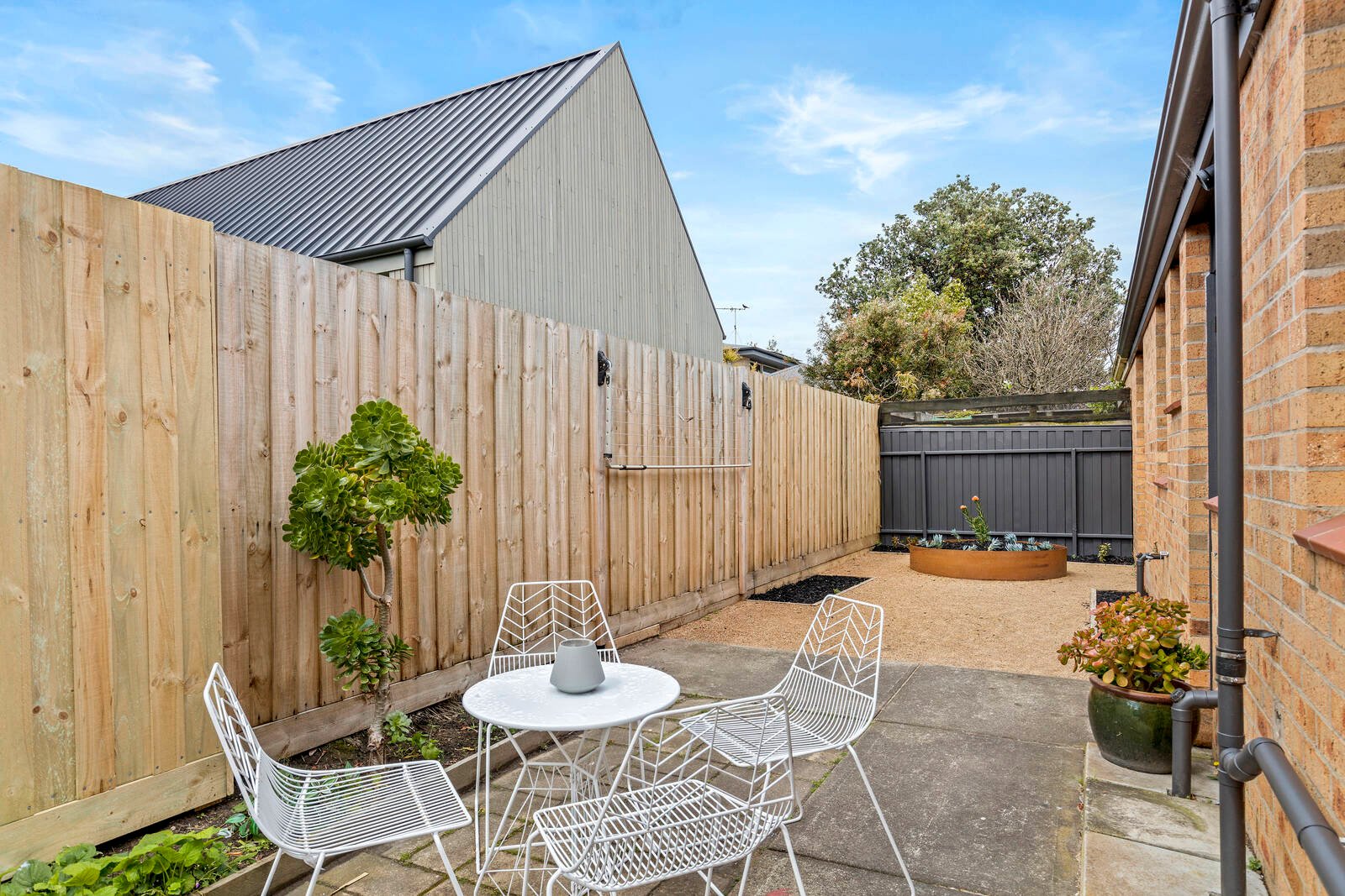Property Gallery Thumbnail 13