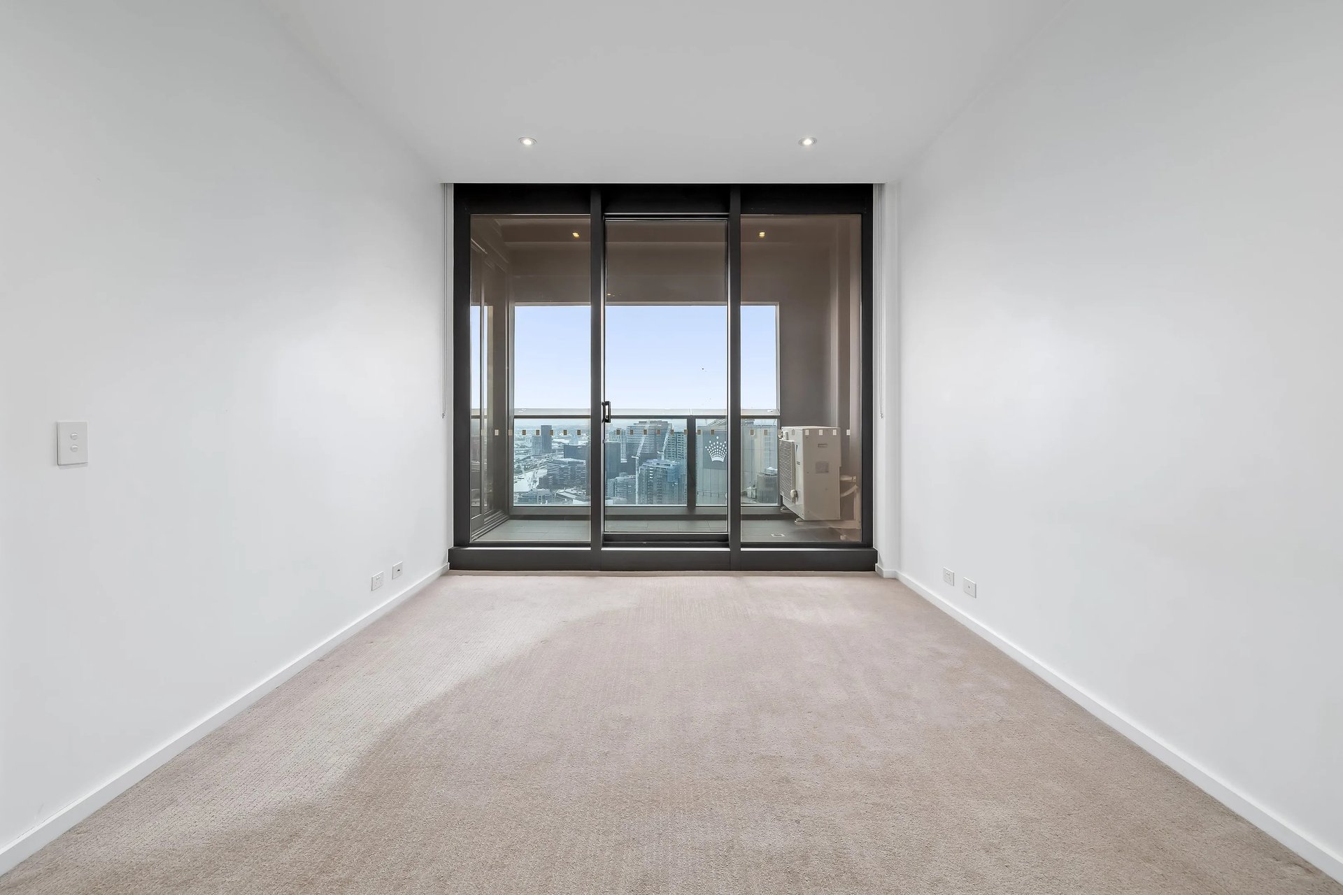 3805/35 Queens Bridge St, Southbank image 2